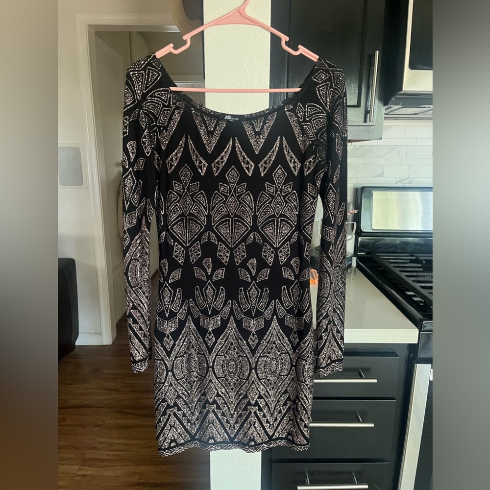 Jump Apparel Sparkly Dress Small Cocktail Black Gold Stretch Long Sleeve Evening